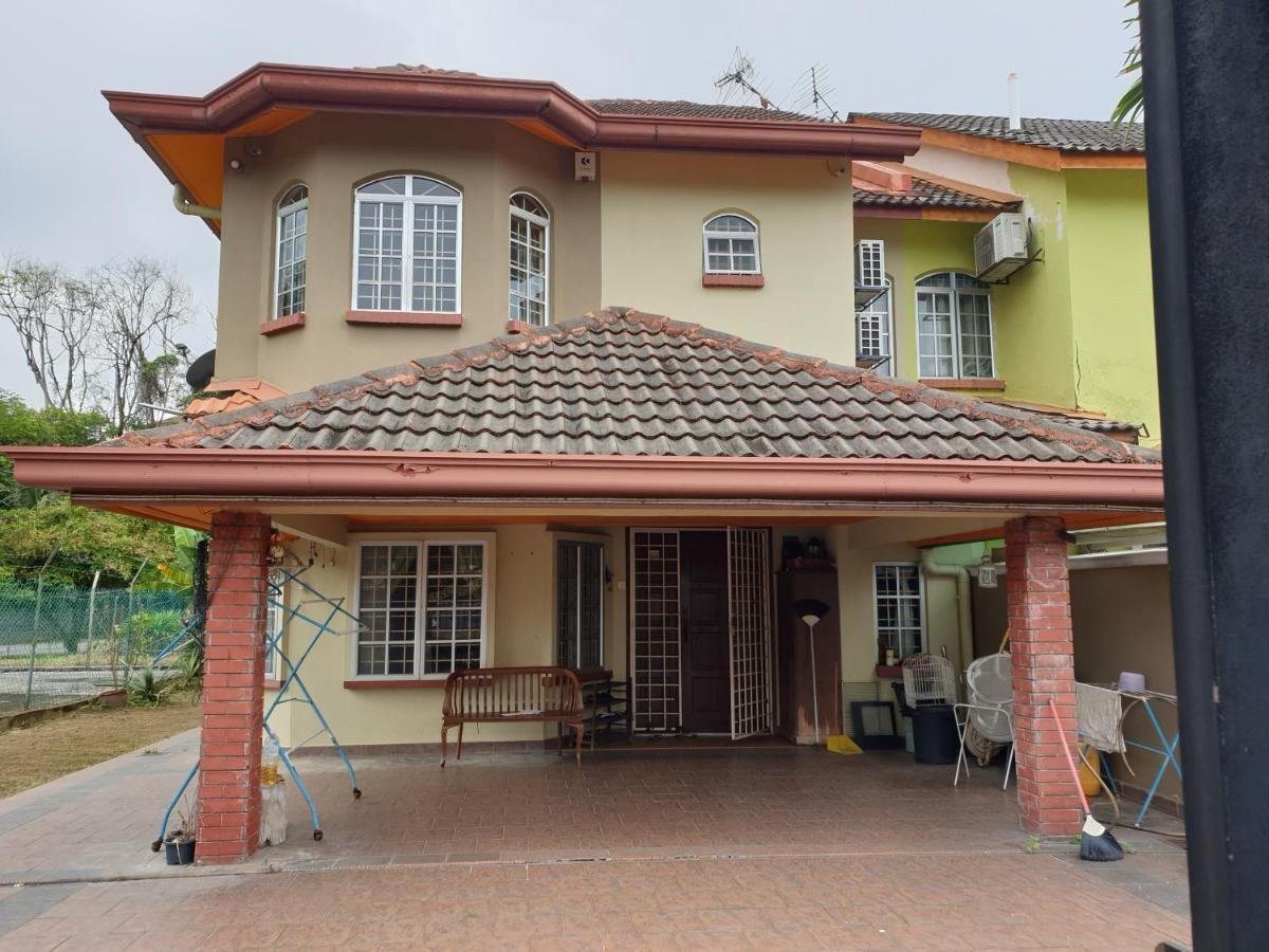 Lavender Impian Homestay Kajang Bagian luar foto