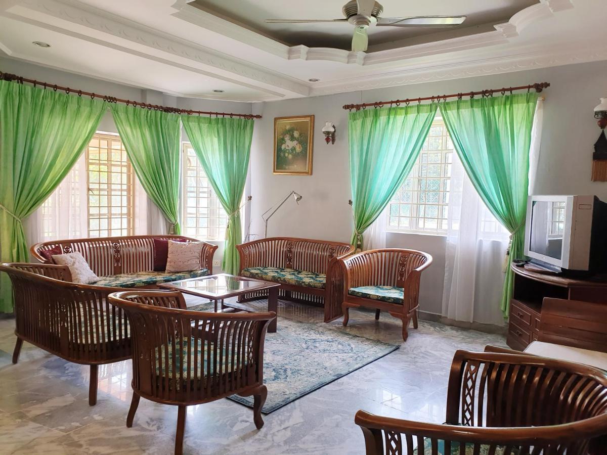 Lavender Impian Homestay Kajang Bagian luar foto