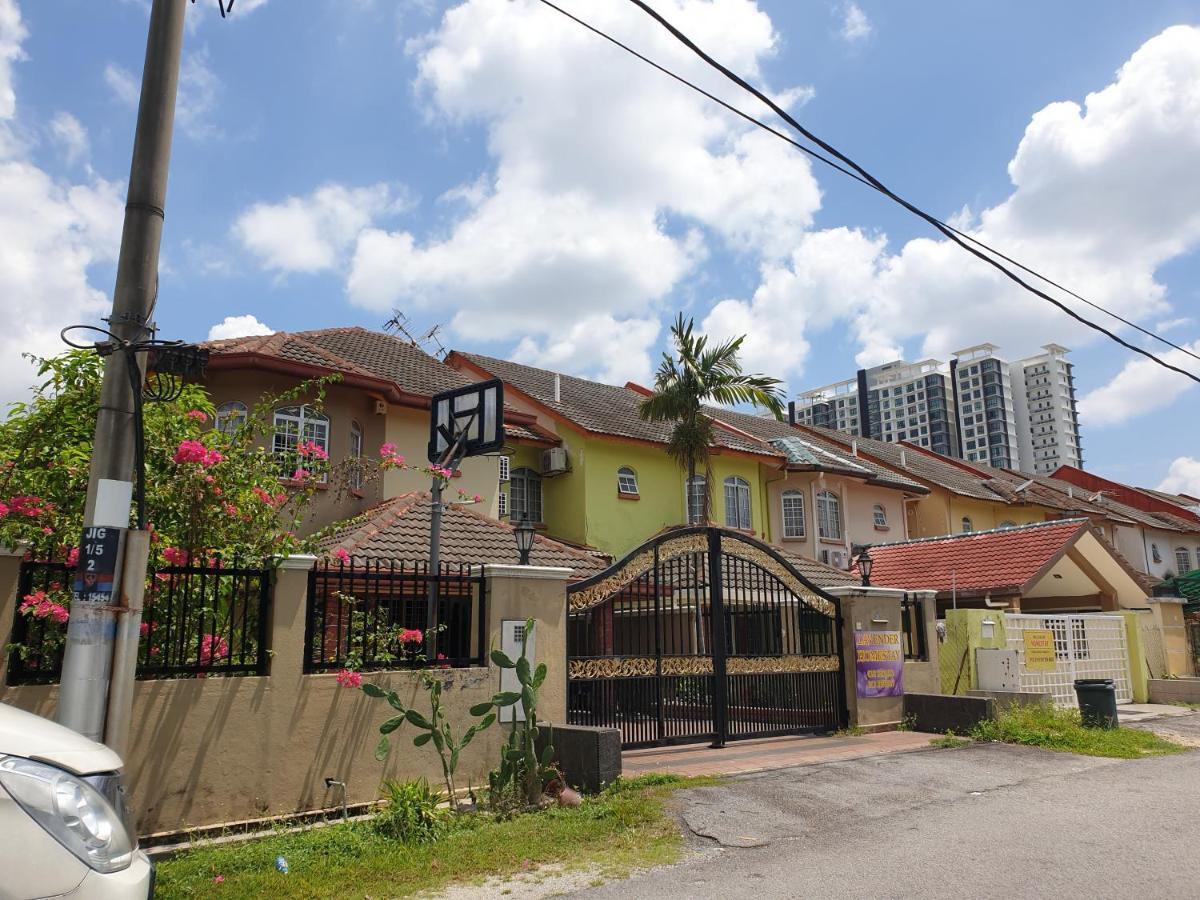 Lavender Impian Homestay Kajang Bagian luar foto